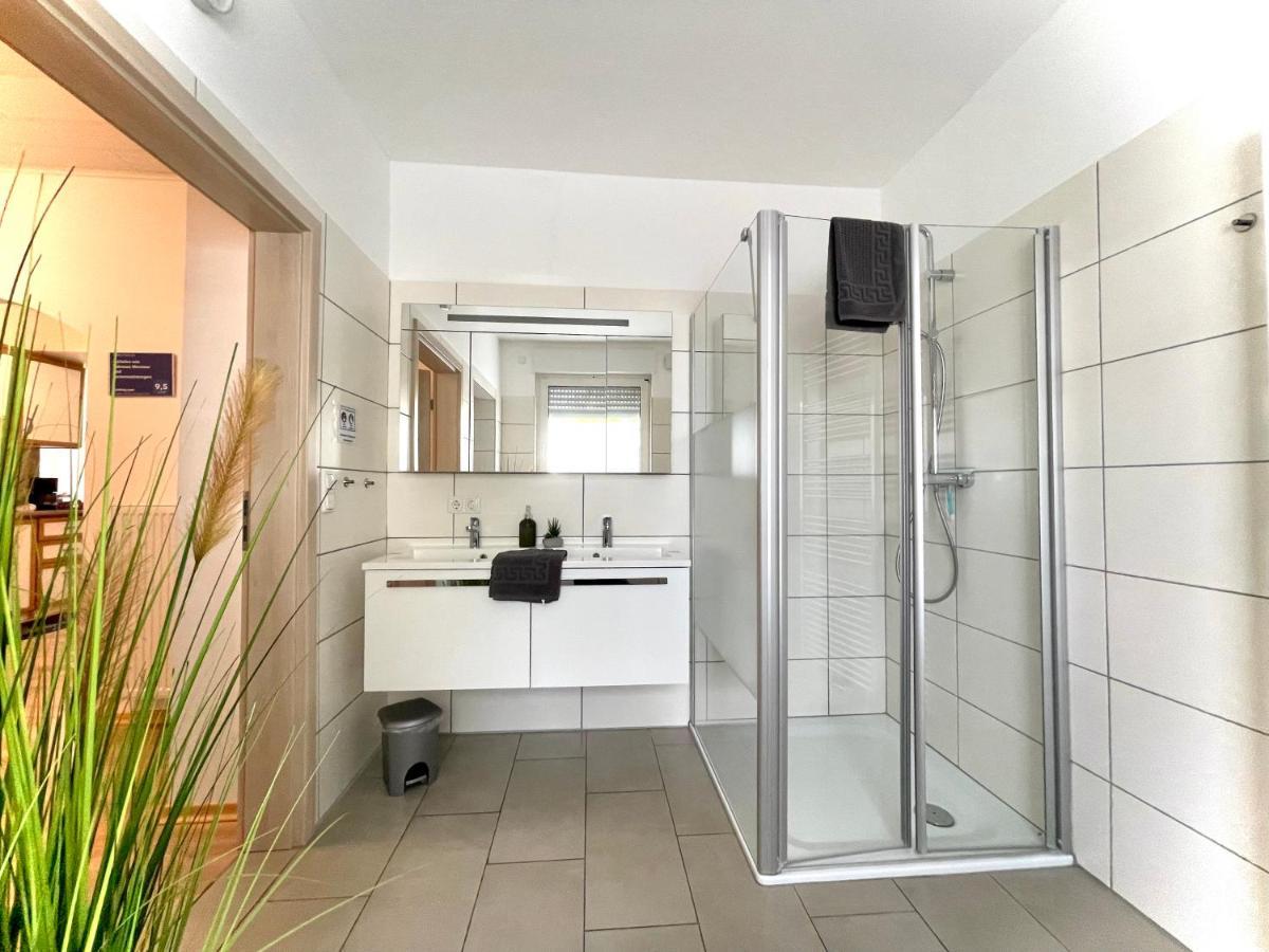 Schlafen Wie Zuhause Monteur Und Ferienwohnungen Rahden Bagian luar foto